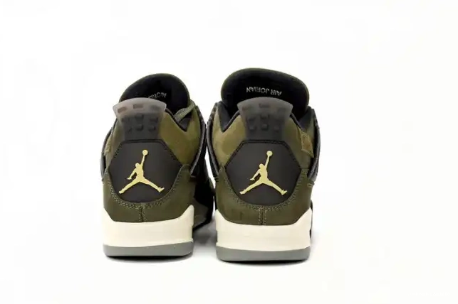 Craft Jordan 4 Medium Olive Air FB9927-200 0604